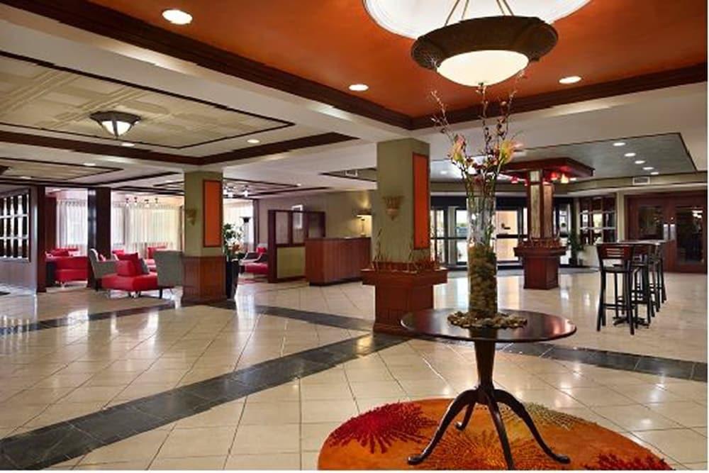Wyndham Garden Hotel Newark Airport Interior foto